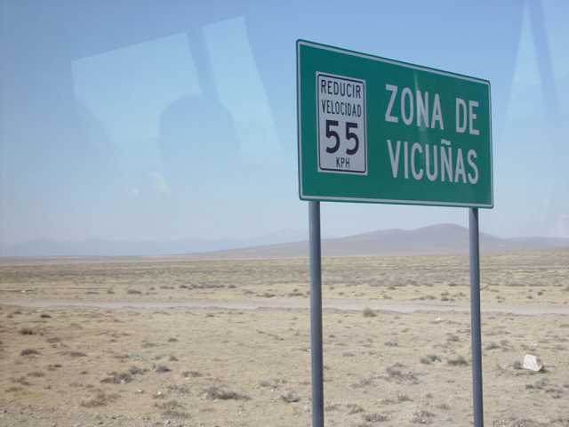 Peru: Lima, Cusco, Machu Picchu, Manu, Arequipa, Nacza... 2003 by David Cary Colca - 